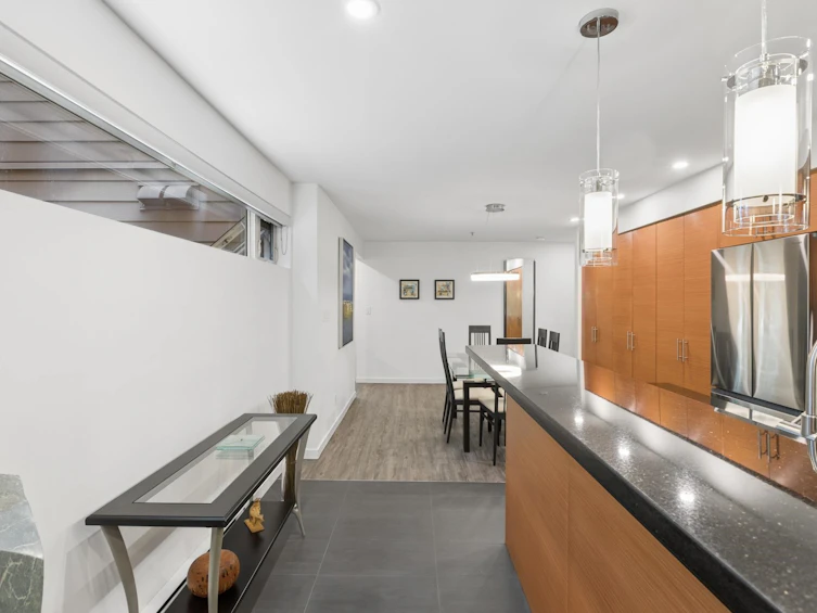 102-2832 Capilano Road, North Vancouver, BC, V7R 4H5 - 11