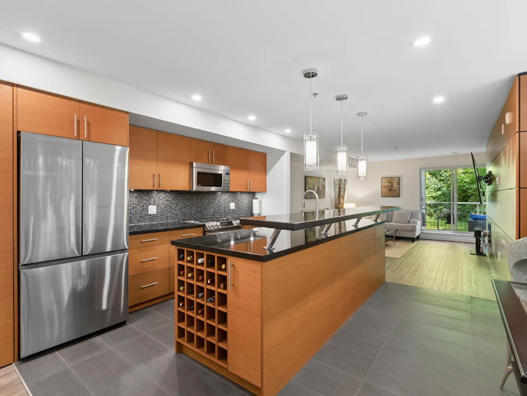 102-2832 Capilano Road, North Vancouver, BC, V7R 4H5 - 8