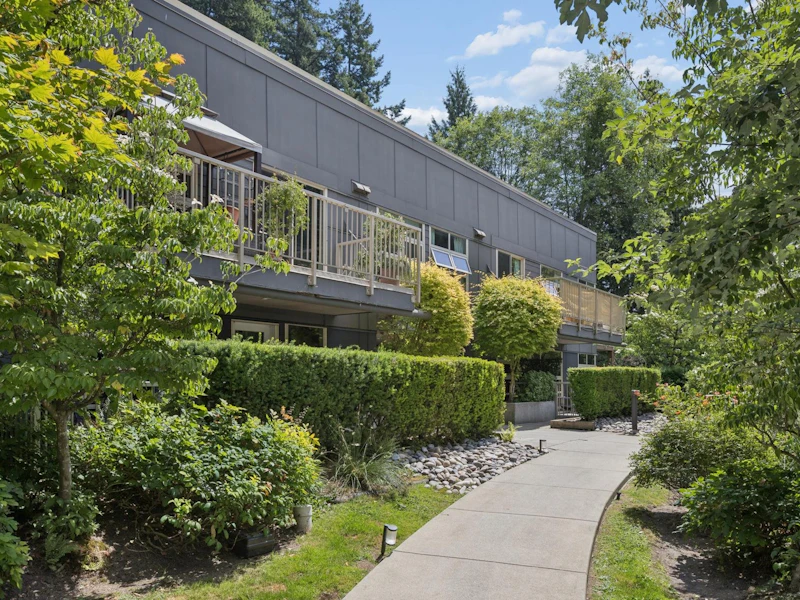 102 - 2832 Capilano Road, North Vancouver BC V7R 4H5