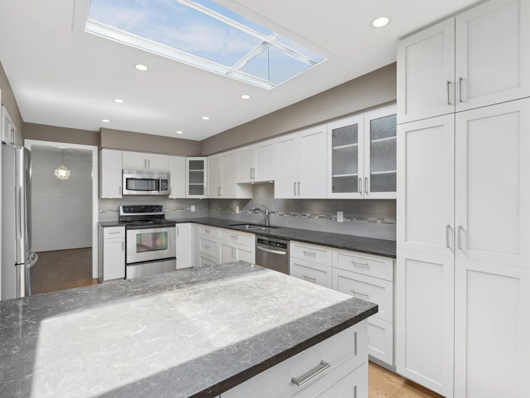 8-2206 Folkestone Way, West Vancouver, BC, V7S 2X7 - 11