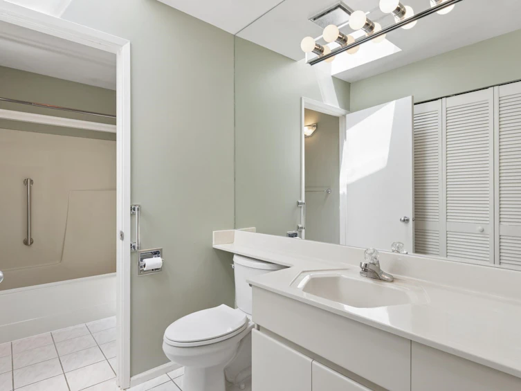 8-2206 Folkestone Way, West Vancouver, BC, V7S 2X7 - 23