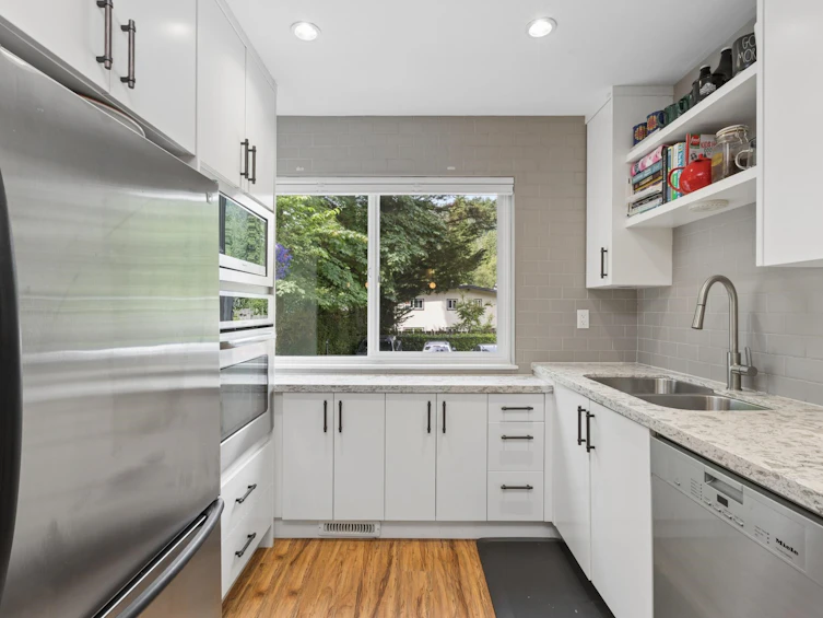4715 Hoskins Road, North Vancouver, BC, V7K 2R3 - 11