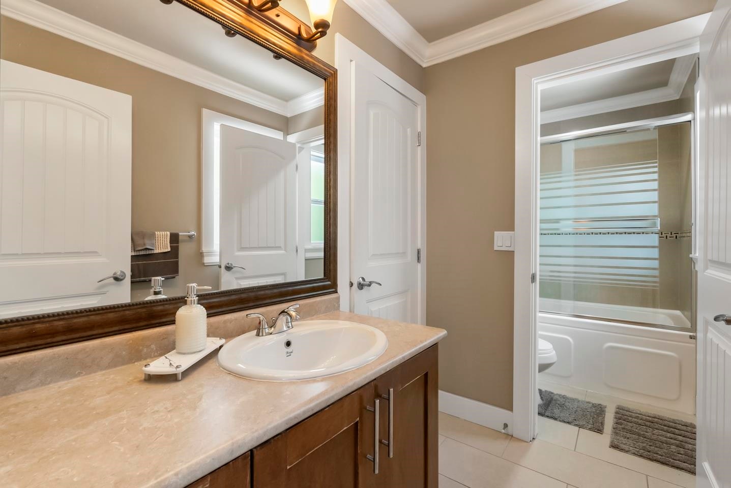 14683 61 Avenue, Surrey, BC, V3S 3W5 - 25