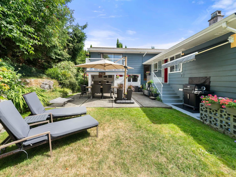 674 Blueridge Avenue, North Vancouver, BC, V7R 2J3 - 33