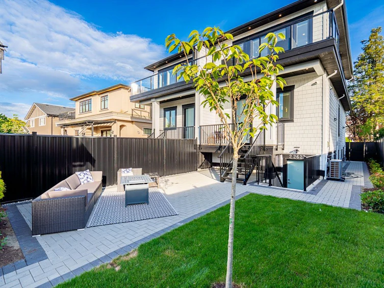 2623 Mcbain Avenue, Vancouver, BC, V6L 2C7 - 3