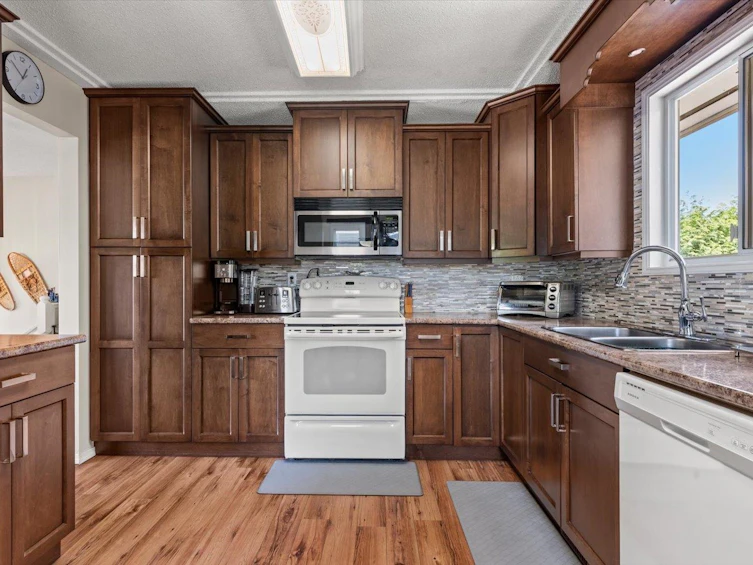 6336 Reid Road, Chilliwack, BC, V2R 3H1 - 6