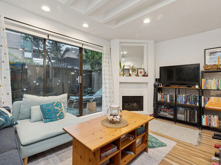 107-350 E 5th Avenue, Vancouver, BC, V5T 1H4 - 12