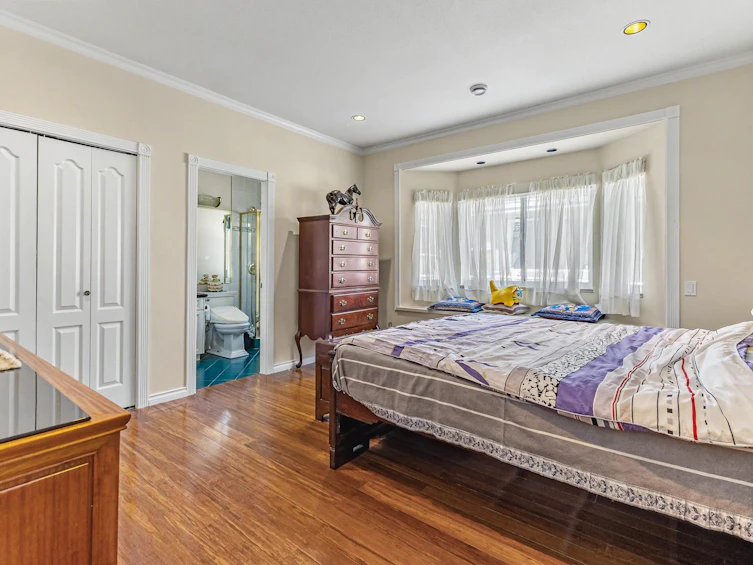 731 Gatensbury Street, Coquitlam, BC, V3J 5H3 - 13