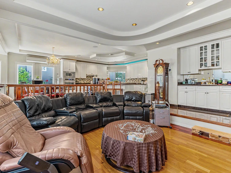 731 Gatensbury Street, Coquitlam, BC, V3J 5H3 - 14
