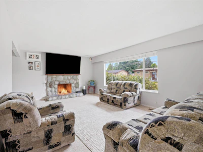 1940 Eagle Street - 4