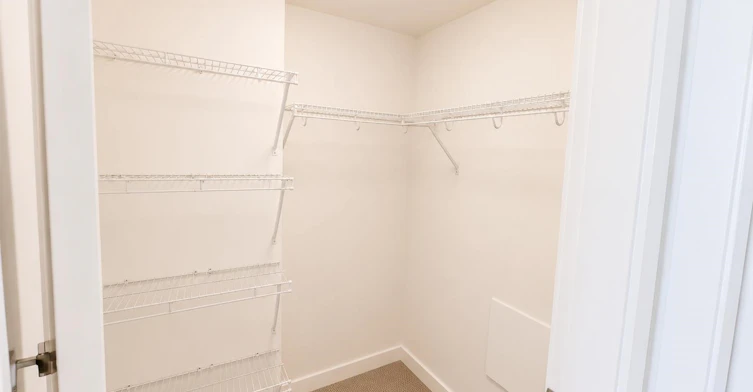 1304-1471 Hunter Street, North Vancouver, BC, V7J 1H3 - 8