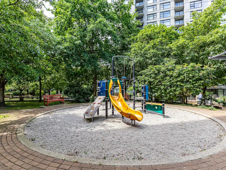 1202-3660 Vanness Avenue, Vancouver, BC, V5R 6H8 - 33