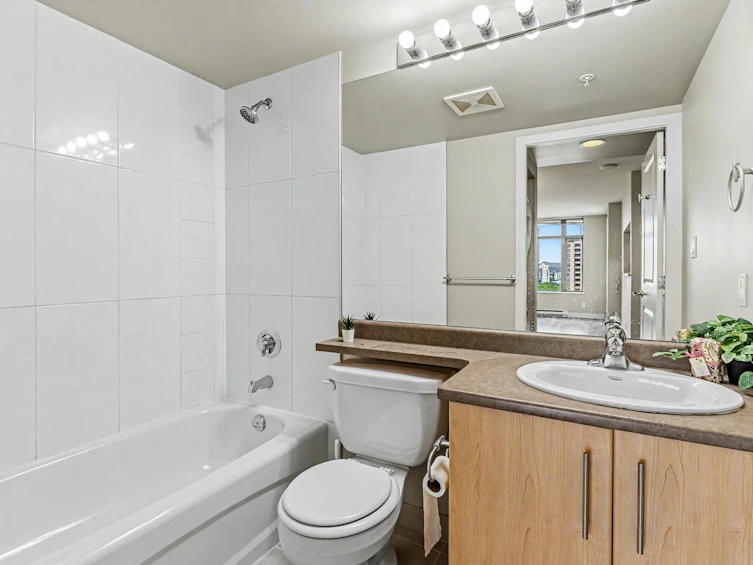 1202-3660 Vanness Avenue, Vancouver, BC, V5R 6H8 - 16