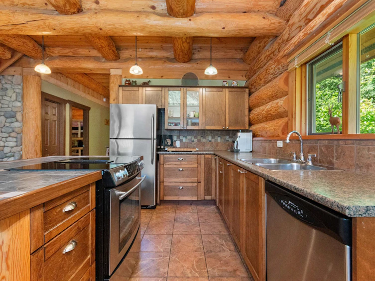 A22-14581 Alpine Boulevard, Hope, BC, V0X 1L5 - 3