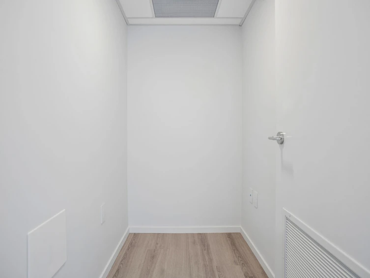 216-2729 Kingsway, Vancouver, BC, V5R 0M6 - 4