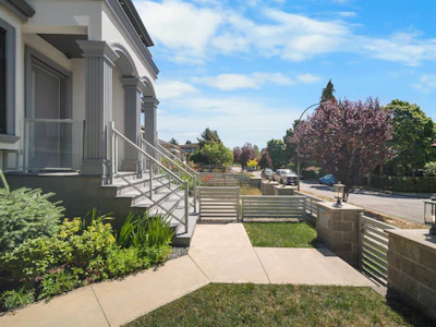 1475 E 55th Avenue - 3