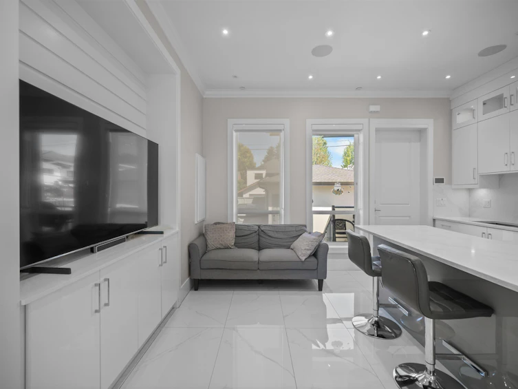 1475 E 55th Avenue, Vancouver, BC, V5P 1Z1 - 8