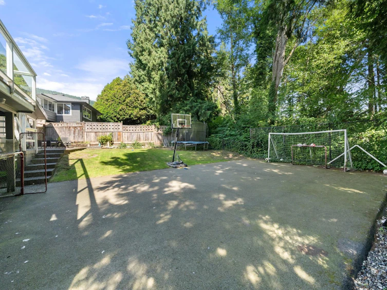 3920 Delbrook Avenue, North Vancouver, BC, V7N 3Z8 - 30