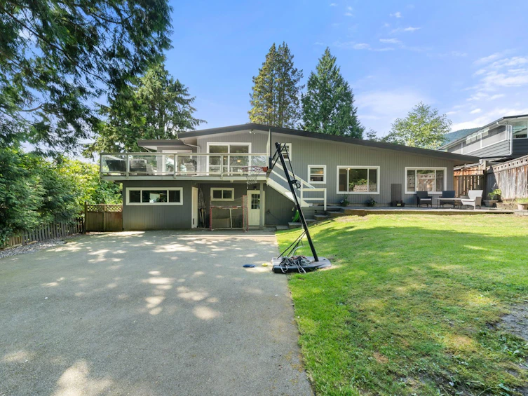 3920 Delbrook Avenue, North Vancouver, BC, V7N 3Z8 - 3