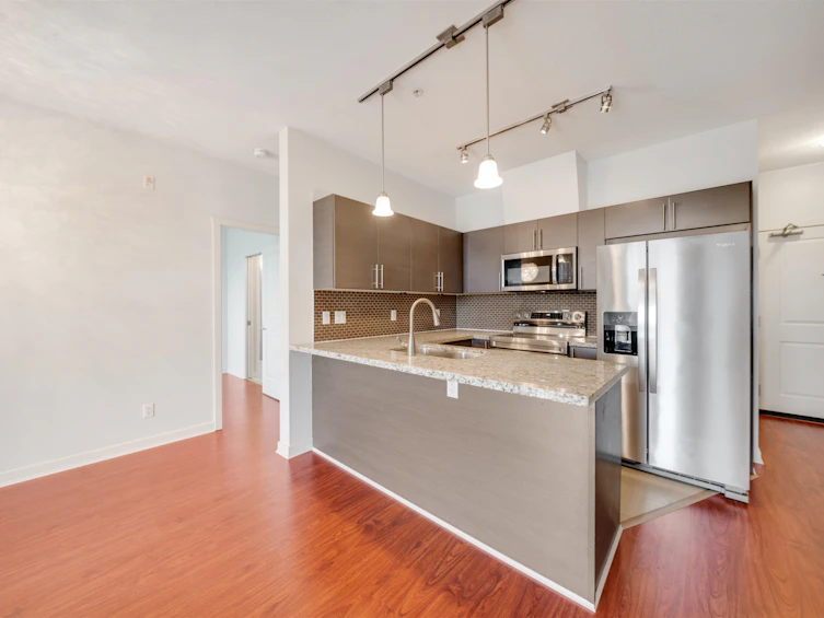 329-2239 Kingsway, Vancouver, BC, V5N 0E5 - 9