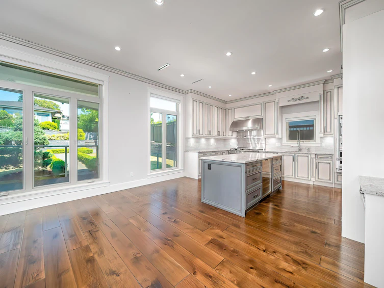 7525 13th Avenue, Burnaby, BC, V3N 2E3 - 14