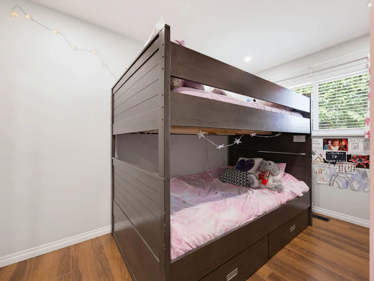 273 Burns Street, Coquitlam, BC, V3K 4E6 - 10