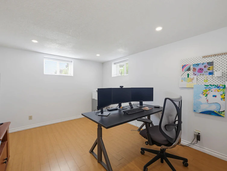 273 Burns Street, Coquitlam, BC, V3K 4E6 - 19