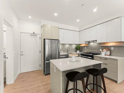 124-13788 76 Avenue - 5
