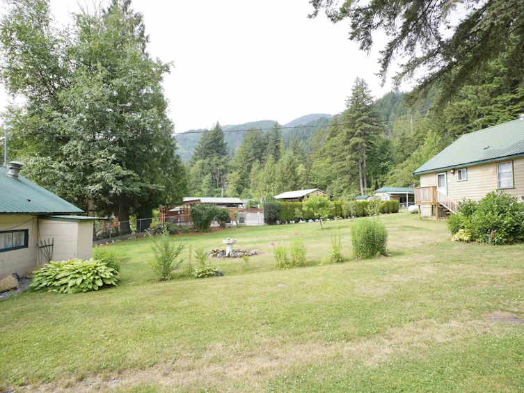 2-30860 Trans Canada Highway, Hope, BC, V0K 2S0 - 28