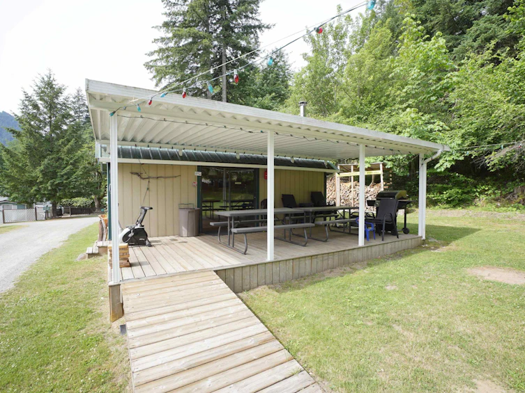 2-30860 Trans Canada Highway, Hope, BC, V0K 2S0 - 33