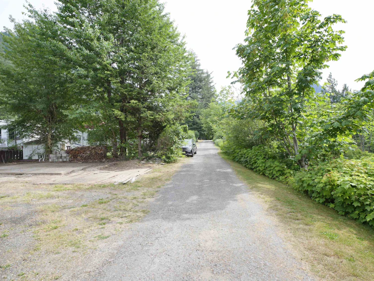 2-30860 Trans Canada Highway, Hope, BC, V0K 2S0 - 10