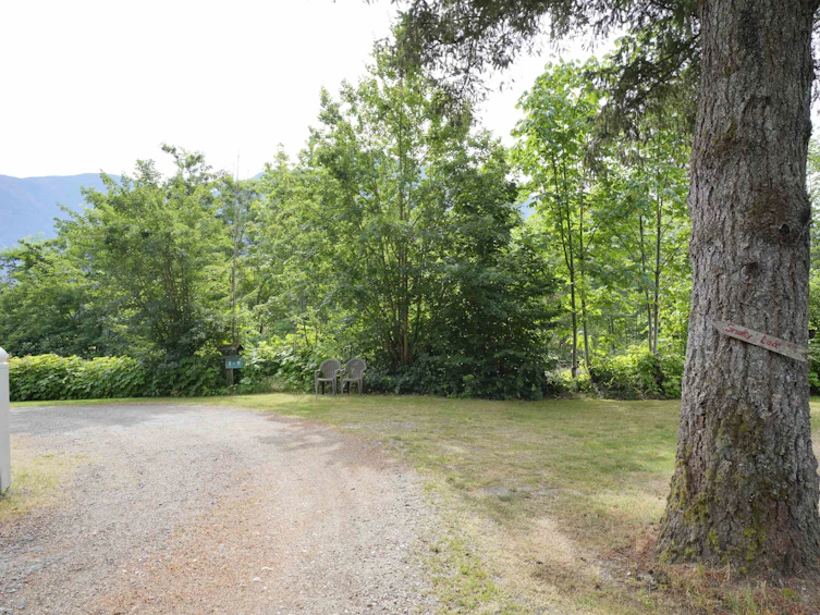 2-30860 Trans Canada Highway, Hope, BC, V0K 2S0 - 26
