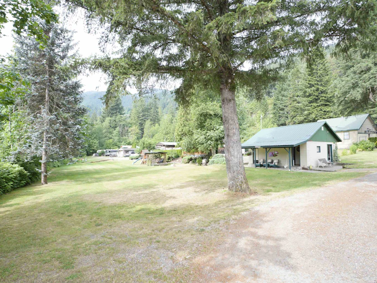 2-30860 Trans Canada Highway, Hope, BC, V0K 2S0 - 12