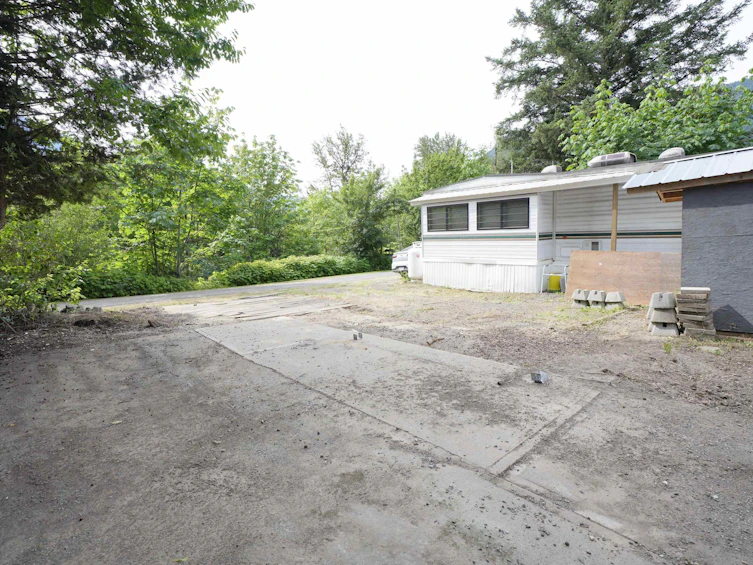 2-30860 Trans Canada Highway, Hope, BC, V0K 2S0 - 5