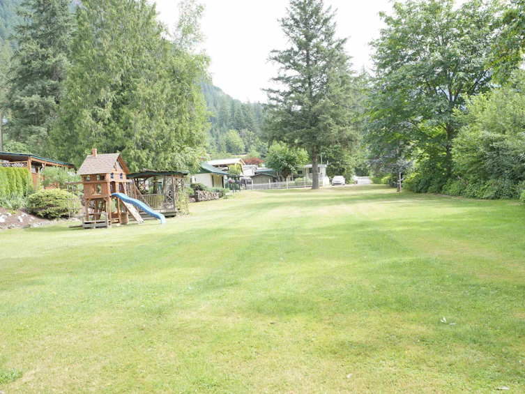 2-30860 Trans Canada Highway, Hope, BC, V0K 2S0 - 16