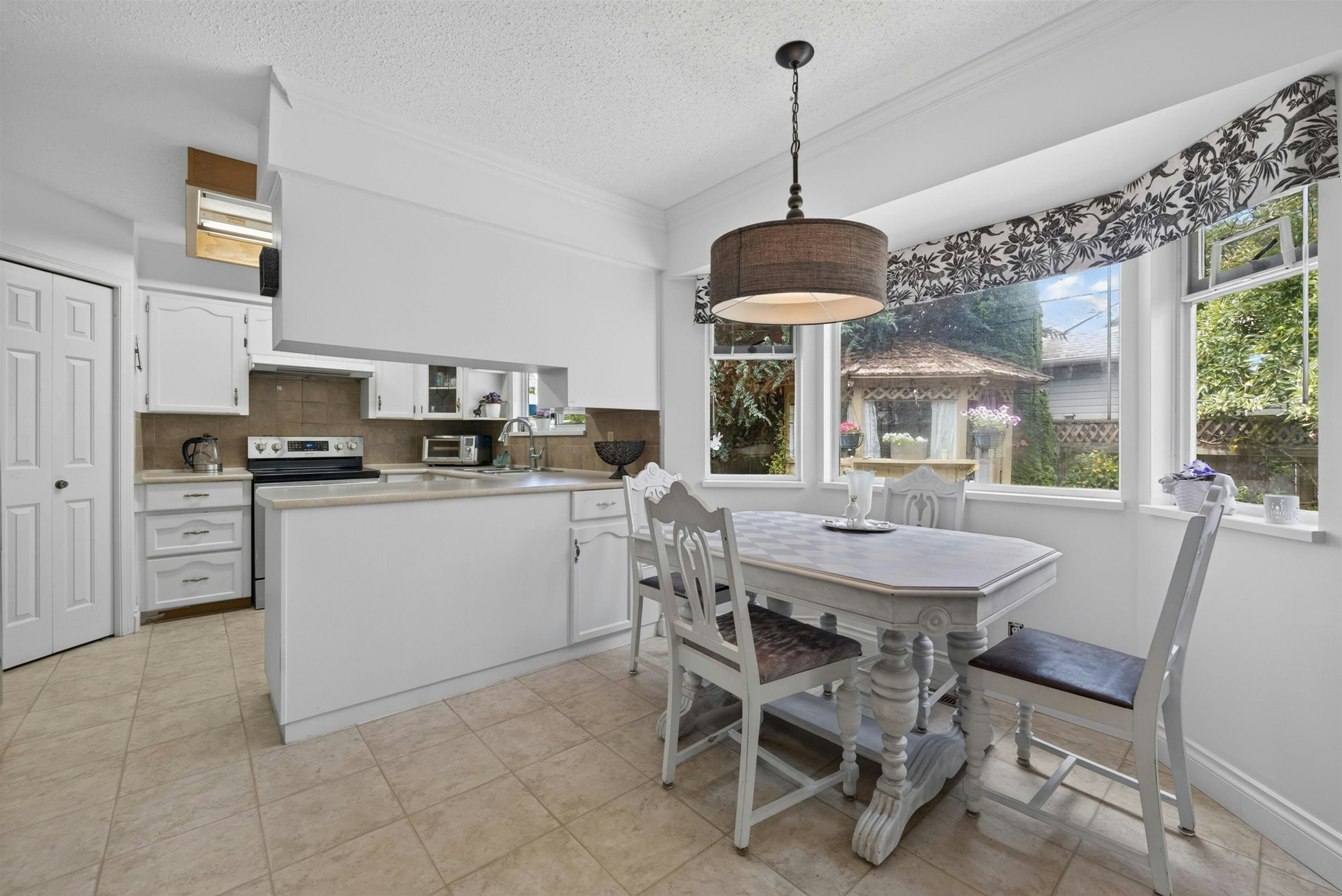 14151 16a Avenue, Surrey, BC, V4A 6K7 - 17
