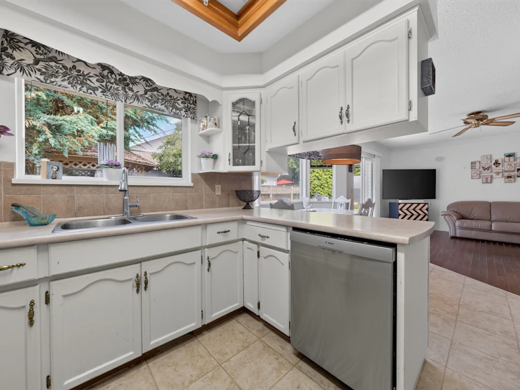 14151 16a Avenue, Surrey, BC, V4A 6K7 - 15