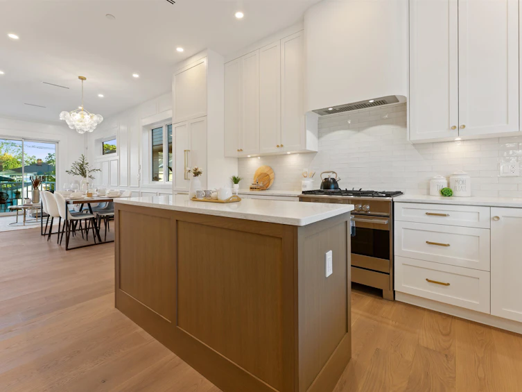 2578 E 4th Avenue, Vancouver, BC, V5M 1K3 - 6