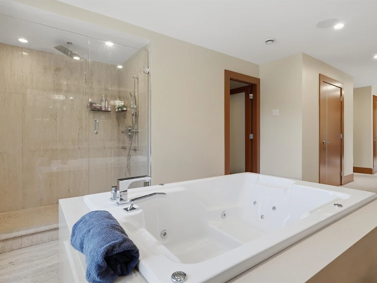 3228 164a Street, Surrey, BC, V3Z 0G5 - 26