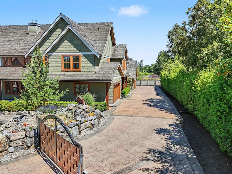 3228 164a Street, Surrey, BC, V3Z 0G5 - 35