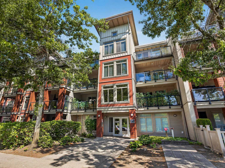 405-15385 101a Avenue, Surrey, BC, V3R 0B4