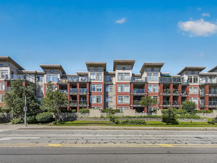 405-15385 101a Avenue, Surrey, BC, V3R 0B4 - 2