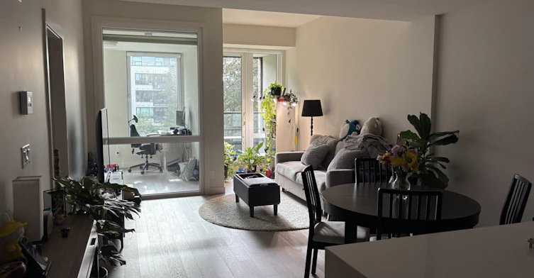 302-4408 Cambie Street, Vancouver, BC, V5Y 0M2