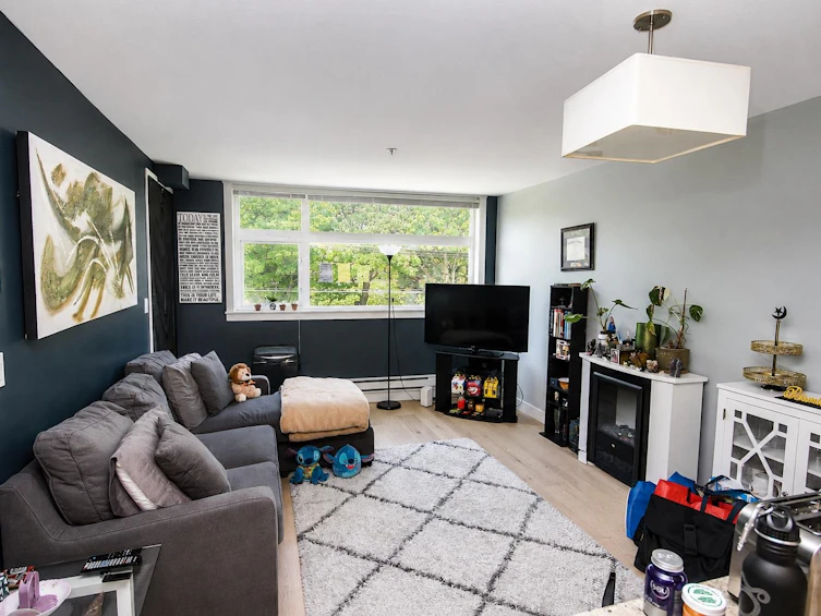 205-5488 Cecil Street, Vancouver, BC, V5R 4E5 - 2
