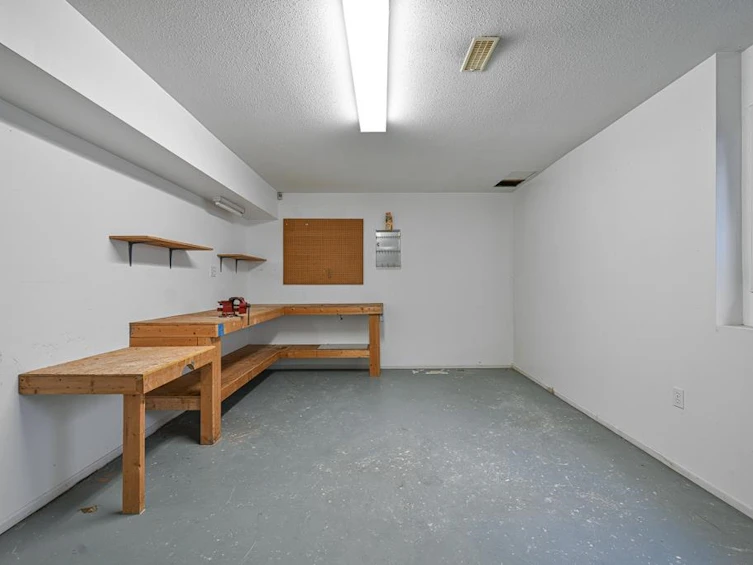 32948 10 Avenue, Mission, BC, V2V 2K3 - 36
