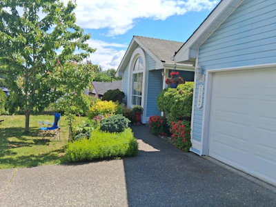 32948 10 Avenue - 2