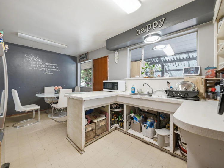 12222 100 Avenue, Surrey, BC, V3V 2X1 - 13