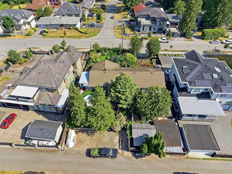 12222 100 Avenue, Surrey, BC, V3V 2X1 - 36
