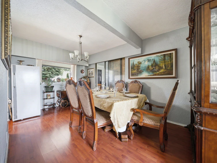 12222 100 Avenue, Surrey, BC, V3V 2X1 - 11