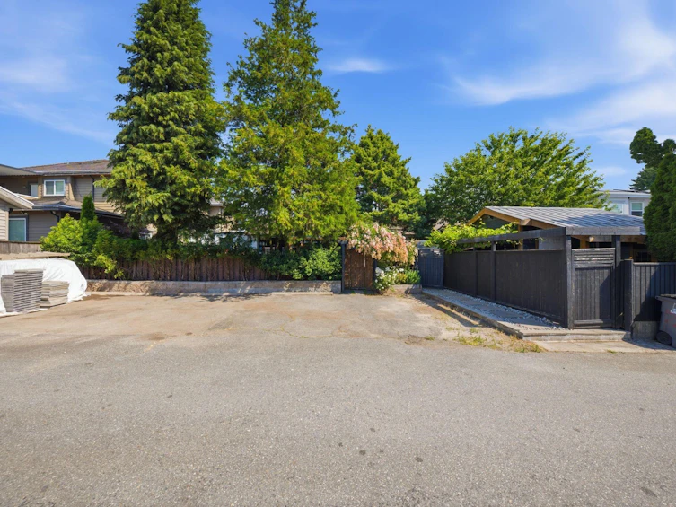 12222 100 Avenue, Surrey, BC, V3V 2X1 - 34